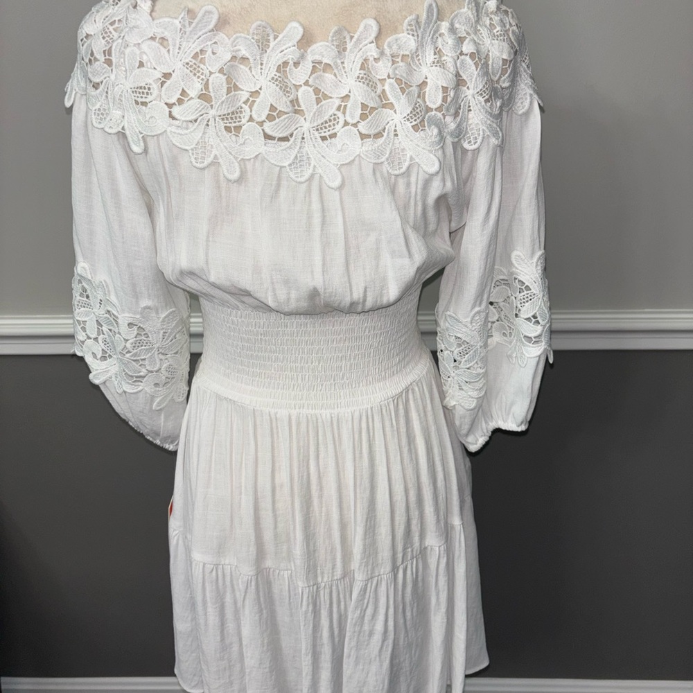 Gianni Bini White Lace Dress NWT - Picture 4 of 7